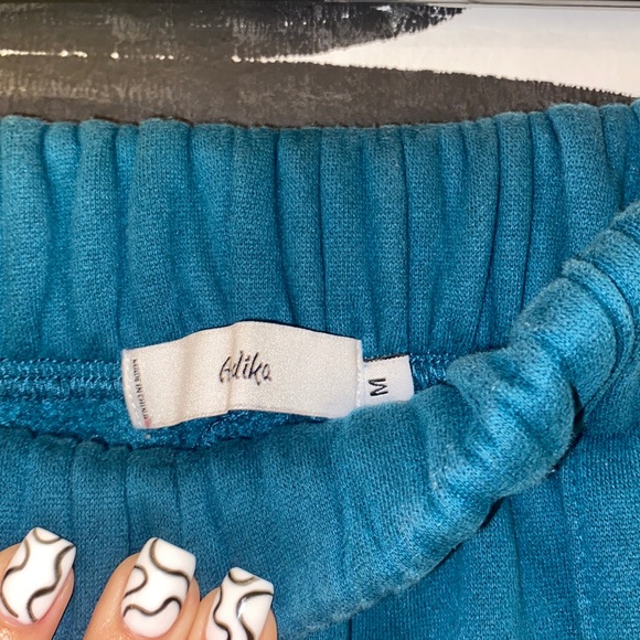 Navy Sweatpants - Picture 2 of 2